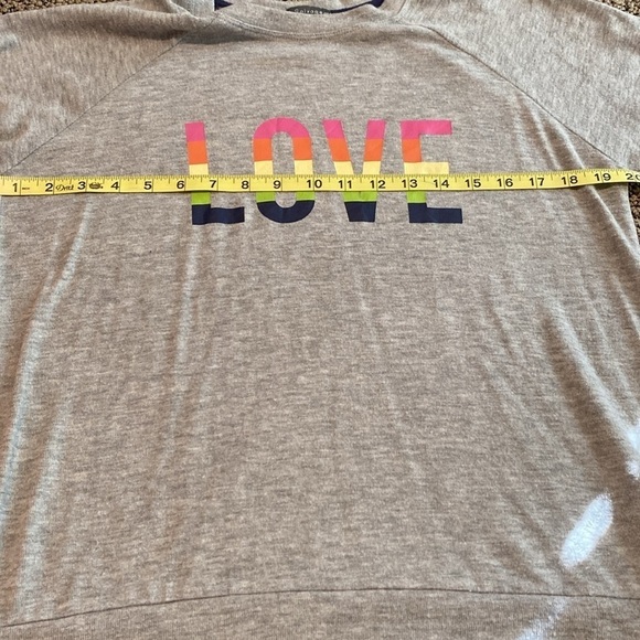 PJ Salvage Gray Love Loungwear Shirt SizeSmall in EUC - Picture 6 of 7